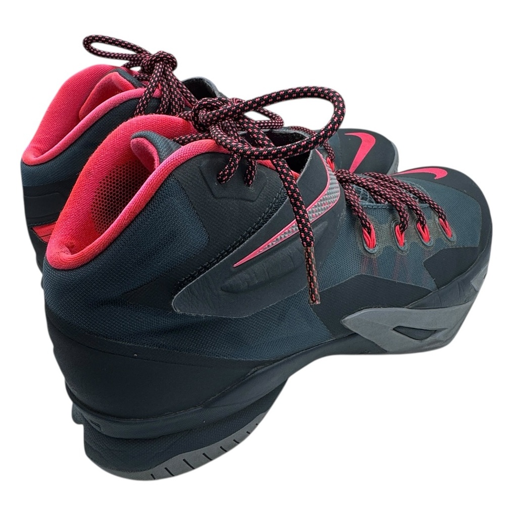 Nike LeBron James Zoom Soldier 8 Black and Red High-Top Sneakers - Size 11 - Picture 8 of 15